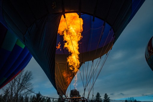 hot air balloon